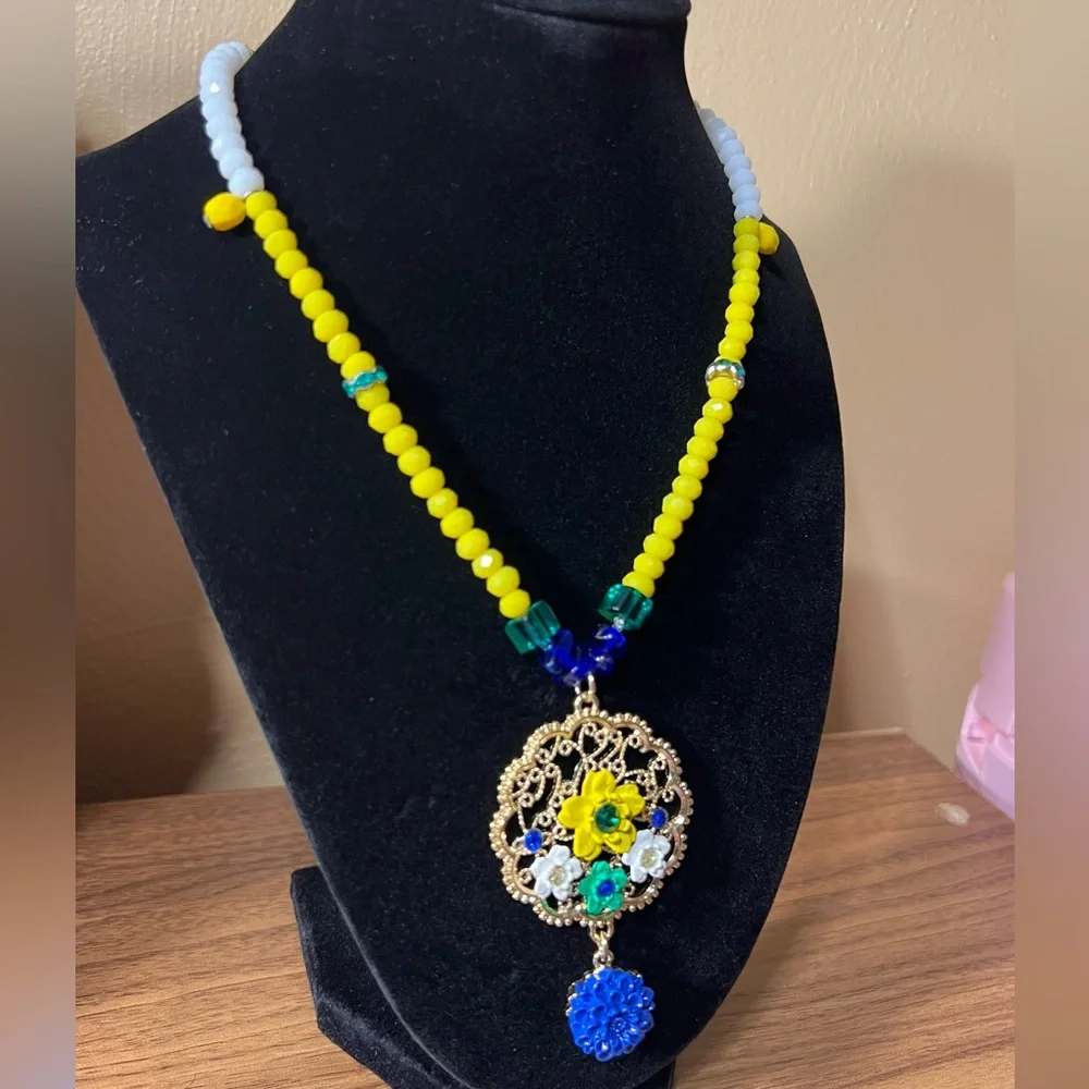 Yellow & Blue Glass Beaded Necklace w/ Floral Pendant - Picture 3 of 6